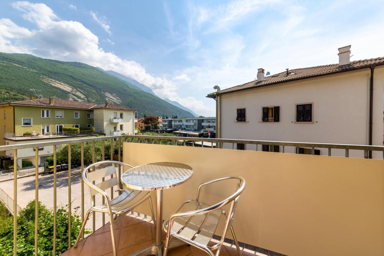 New Garden Hotel Torbole Sul Garda Екстериор снимка