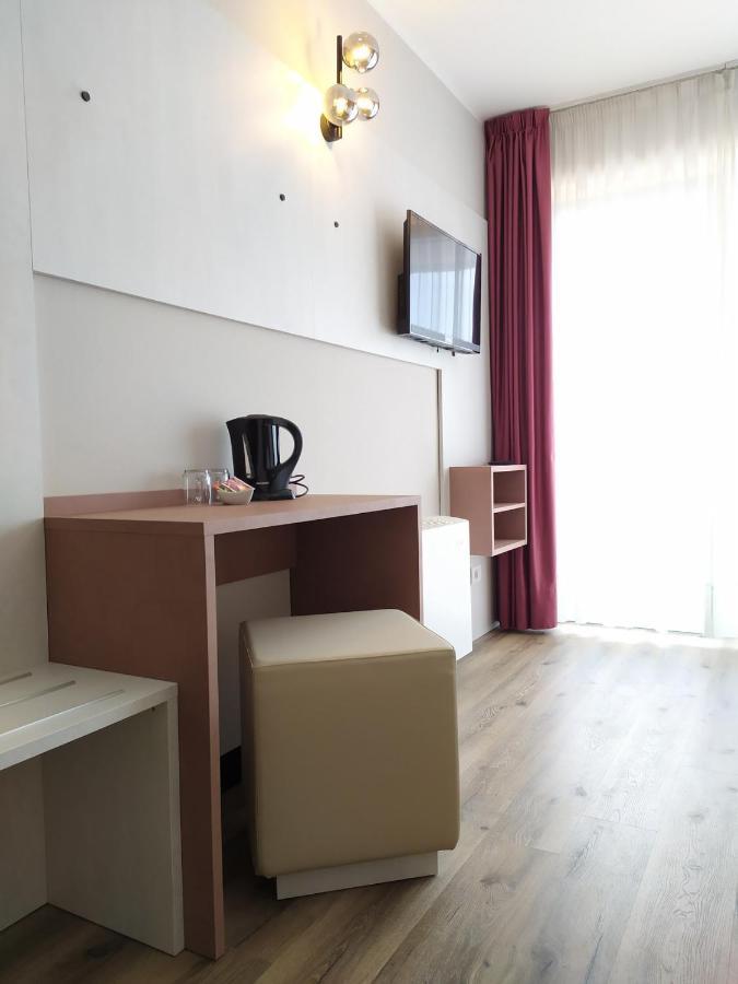 New Garden Hotel Torbole Sul Garda Екстериор снимка