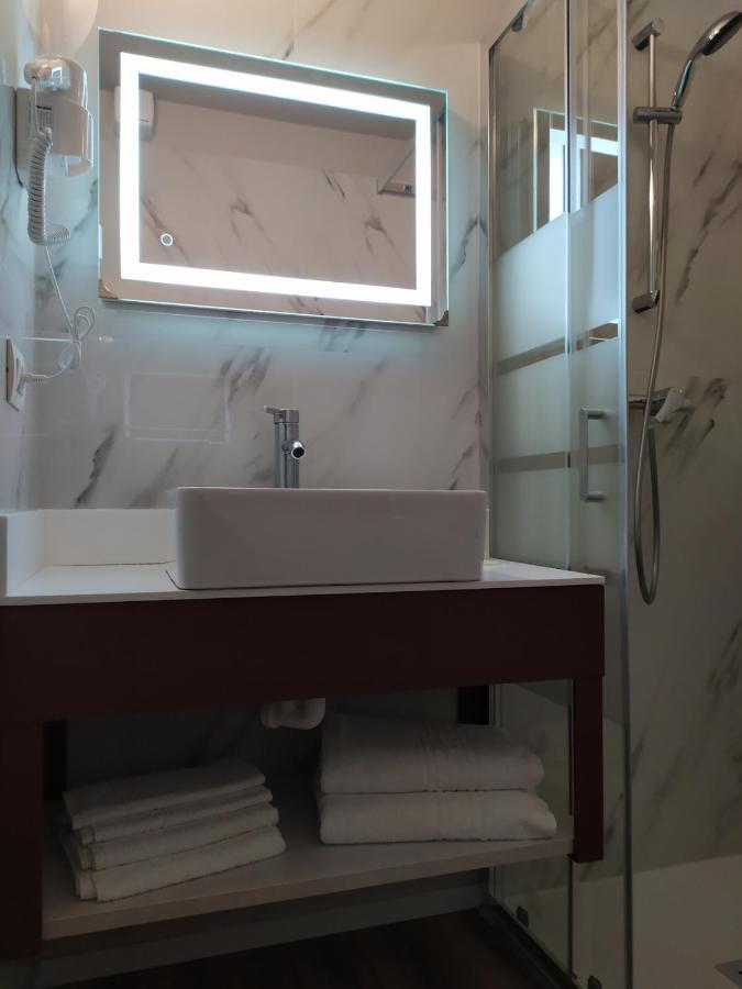 New Garden Hotel Torbole Sul Garda Екстериор снимка